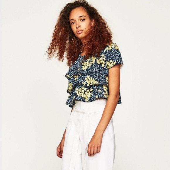 NWT: Zara Ruffle Top - Picture 2 of 8